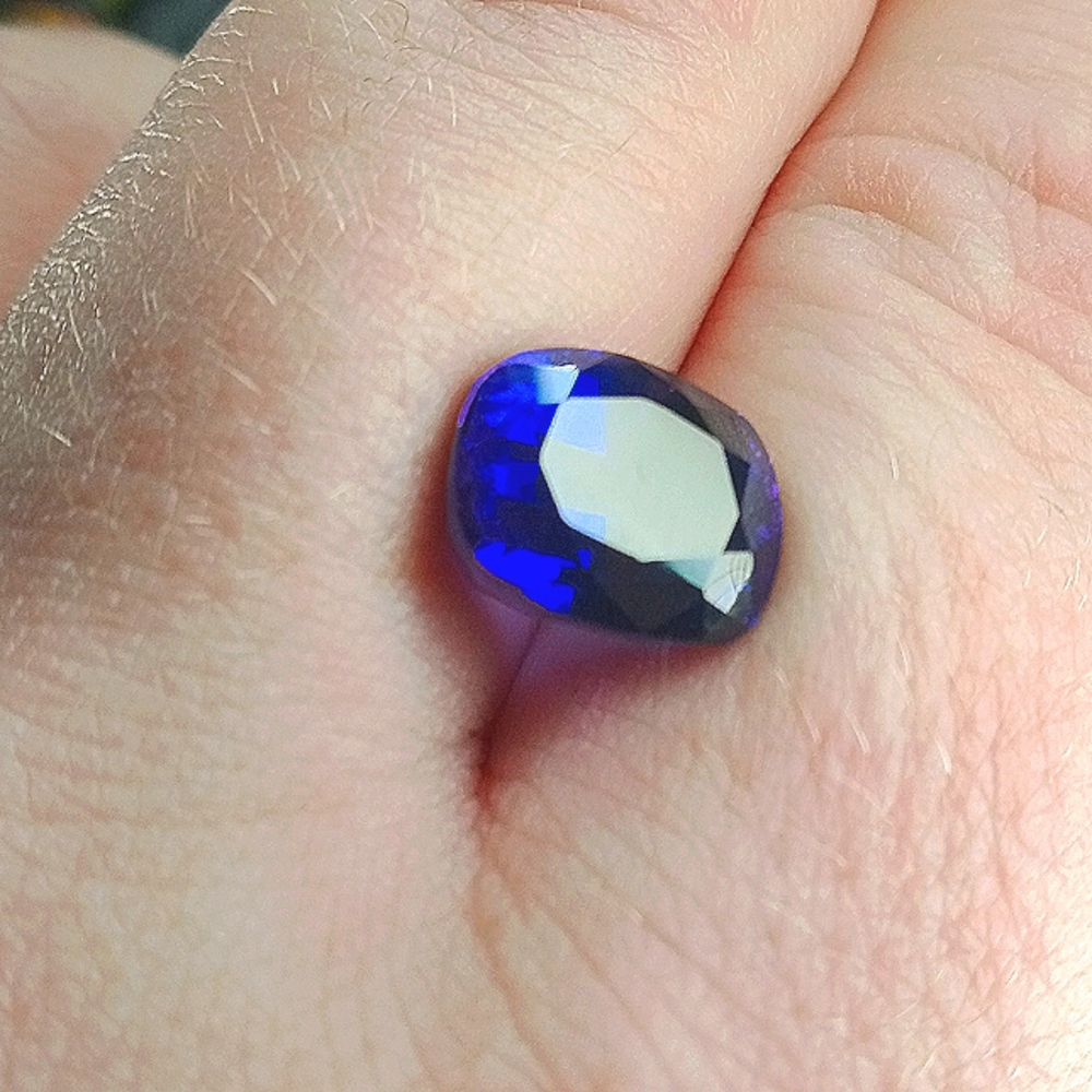 Sold5.3ct Extremely Rare Natural Purple Tanzanite Beautiful Gemstone Cushion Cut - Picture 6 of 12